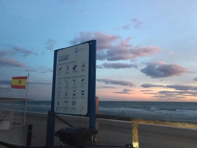 Apartamento Beachfront La Jacaranda ماربيا المظهر الخارجي الصورة